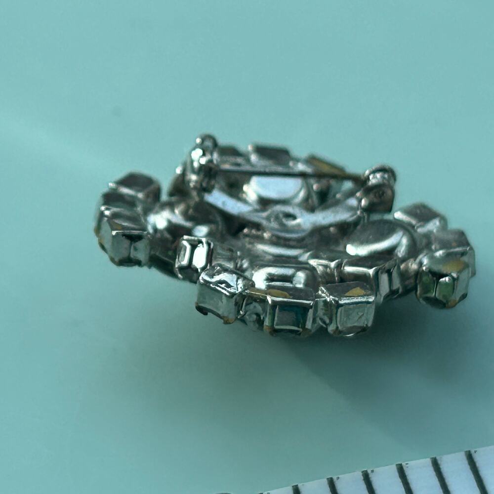 Vintage Smokey Quartz Style Rhinestone Brooch Silver Tone Statement Cluster Pin - Picture 7 of 8
